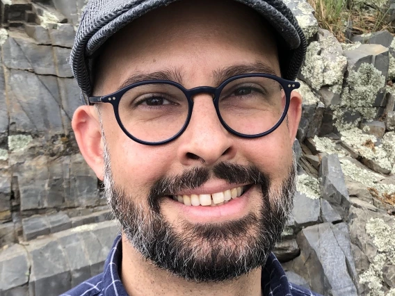 Scott headshot